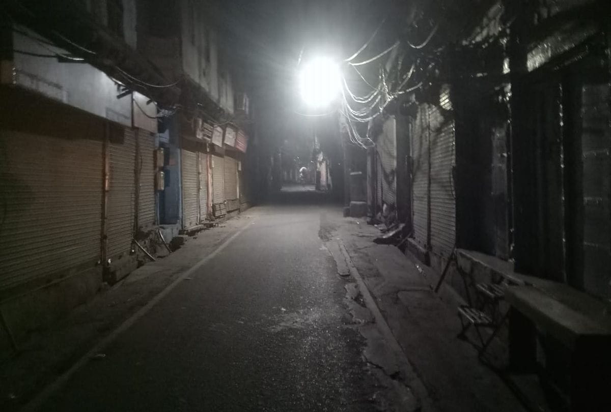 Night Curfew in Chhattisgarh: CG Govt Imposed Night Curfew In Districts Where Positivity Rate Is More Than 4 Percent, Check Guidelines