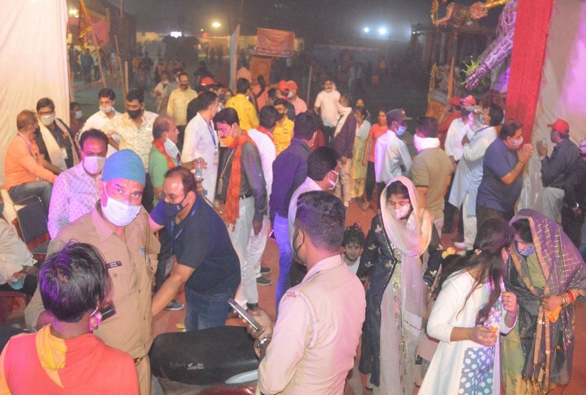 Night Curfew In Agra Starts From Today After Corona Virus Case Increased