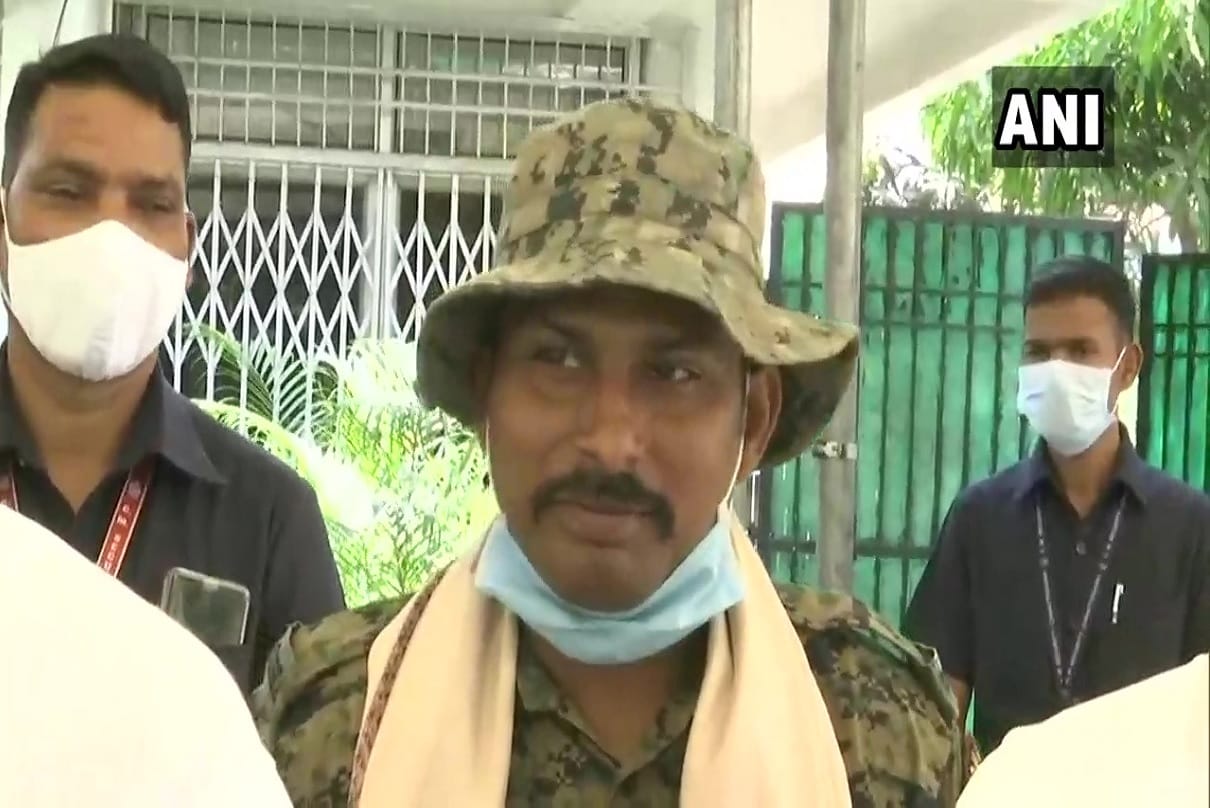 Cobra commando released by Naxalites will reach home town jammu today