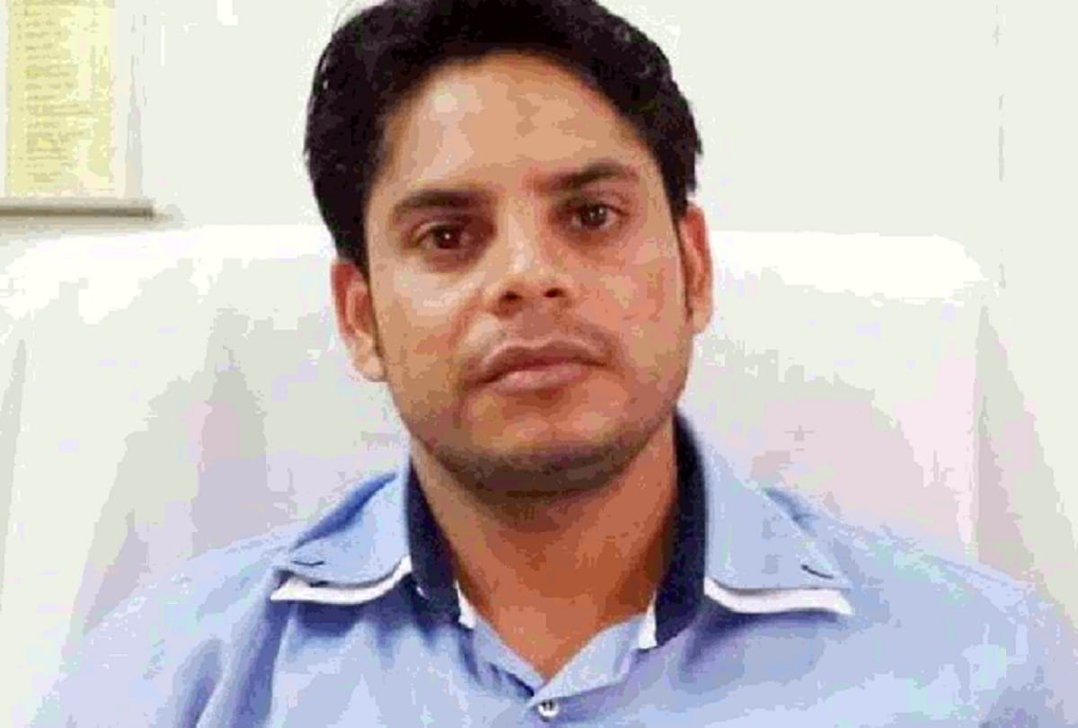 SDM surrendered in court in jhansi He is accused of sexual abuse