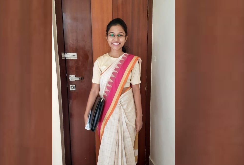 Shivakshi Dikshit becomes second topper in UPPCS Examination.