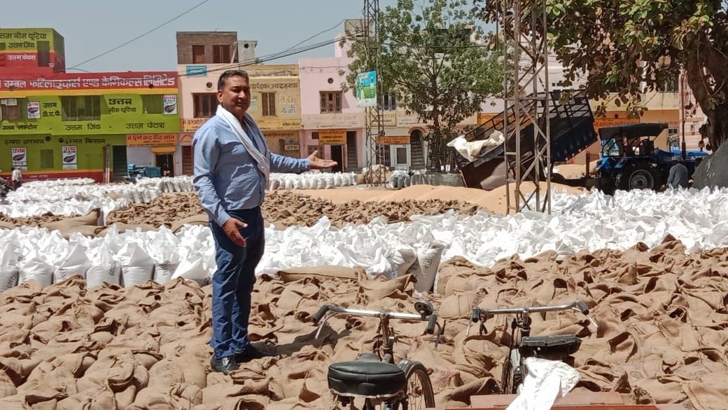 The system of mandi deteriorated due to non-lifting of wheat in Kaithal