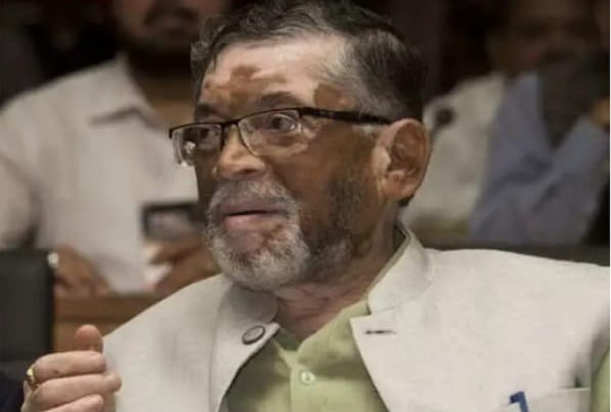 Union Minister Santosh Gangwar and MLA DC Verma  Corona positive 