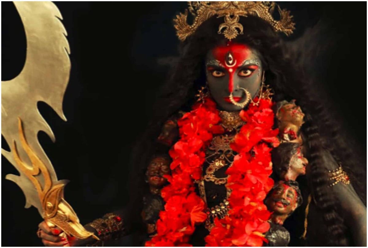These Gorgeous TV Actresses Played Devi Character On TV Mouni Roy And Gracy Singh Also In The List