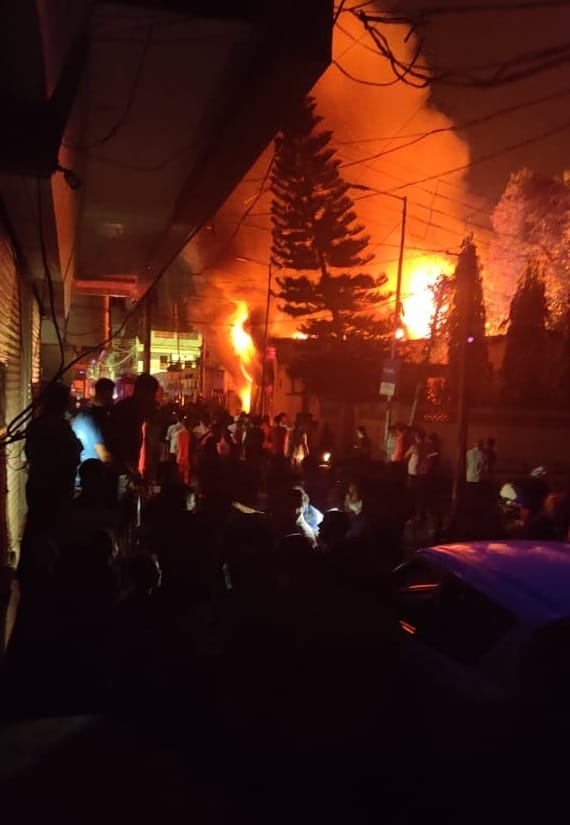 Fire in Sheesham wooden near Jama Masjid