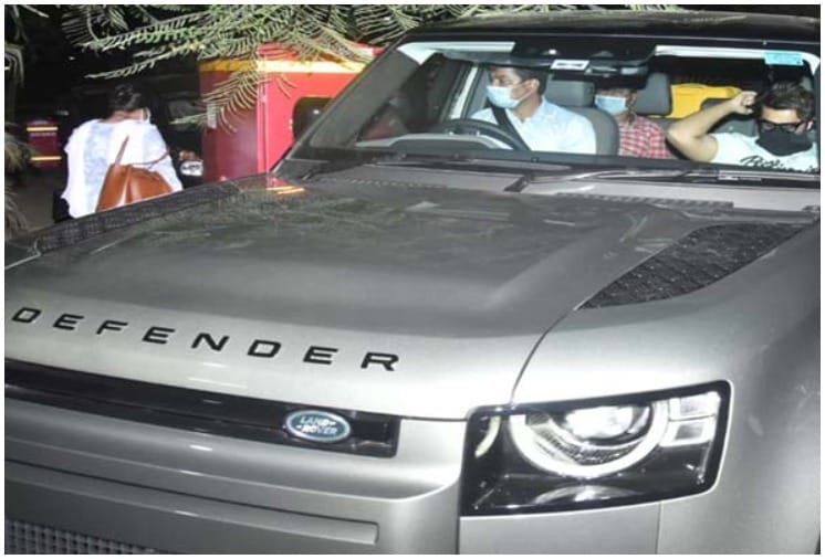 Arjun Kapoor Bought Brand New Land Rover Defender Worth Rs.1 Crore, See Viral Photos