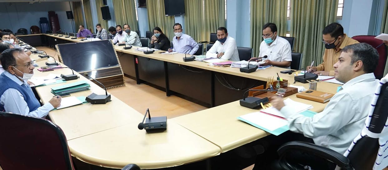 DM expressed displeasure over the functioning of LONI