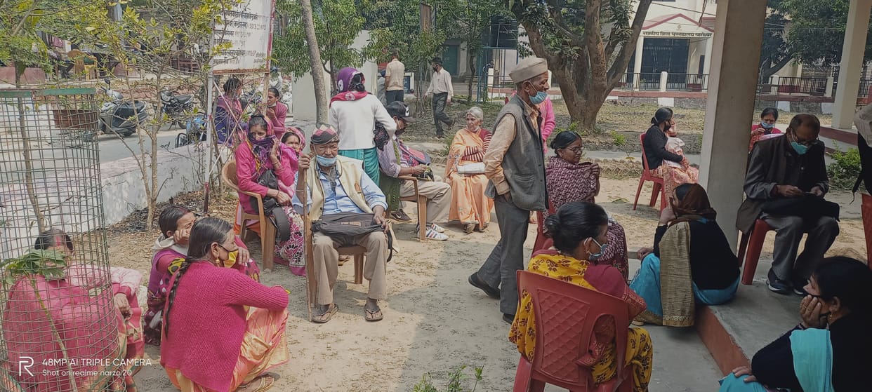 Vaccination shortage in Bageshwar, vaccination done in 12 centers only