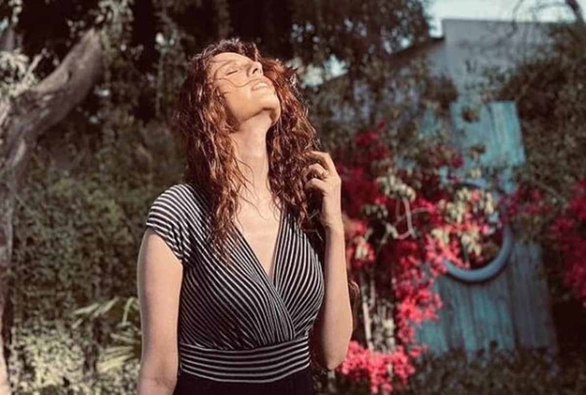 Kaptaan film actress saeeda imtiaz share her bikini looks users trolled her