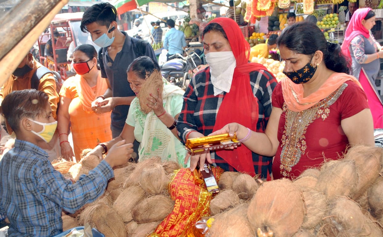 Chaitra Navratri: Pooja and shopping for fasting materials