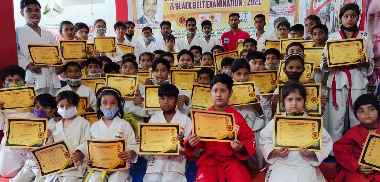 Self-defense tips taught to girl students