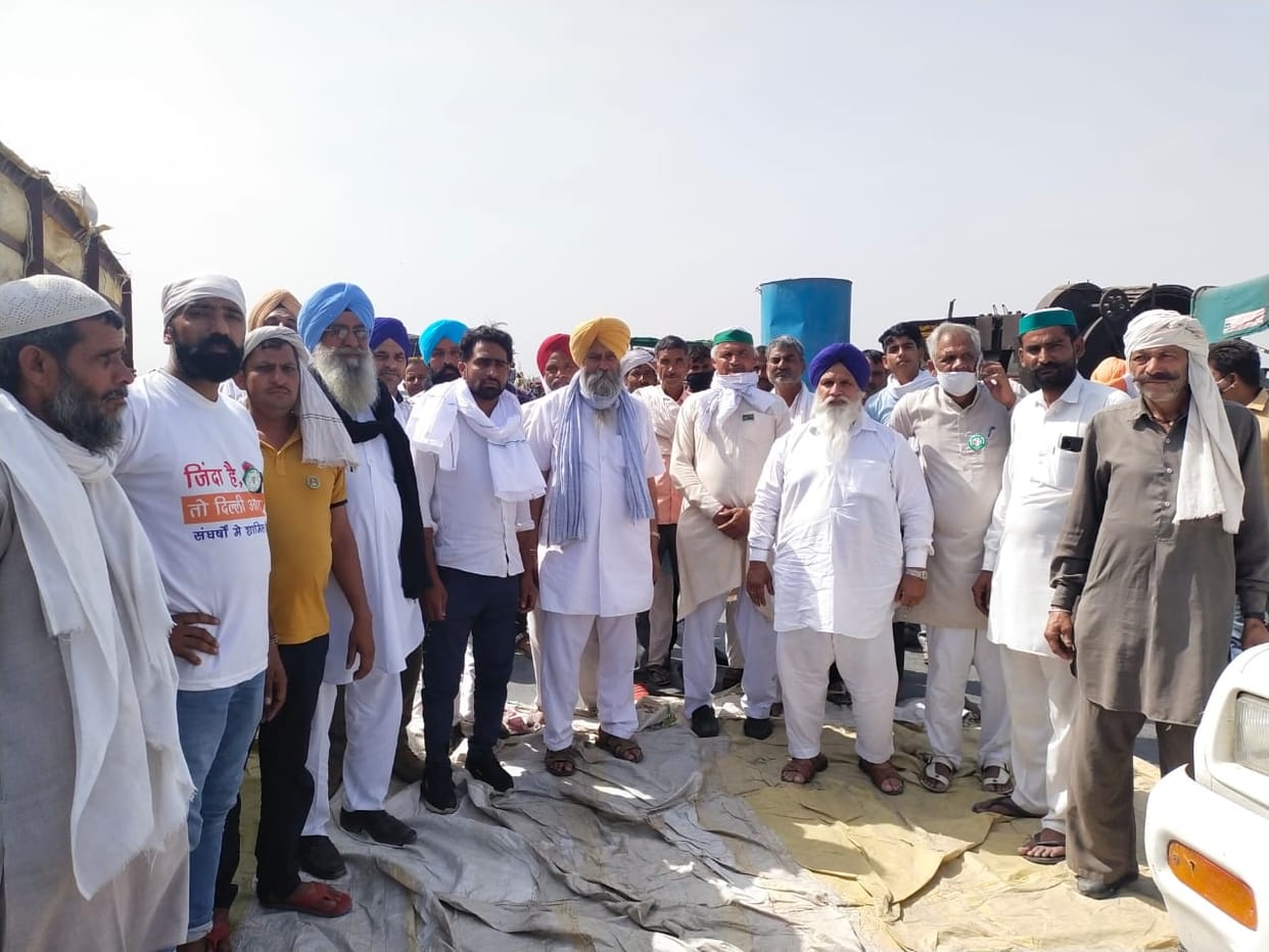 Haryana jammed in protest against stopping farmers carrying wheat