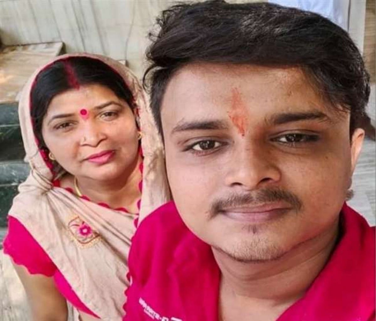Mother son died in road accident bike collision with buffalo in ghazipur