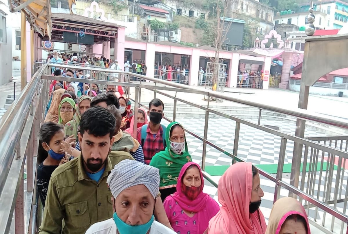 Navratri 2021: large number of Devotees had darshan of Shakti Peethas amid Corona in himachal