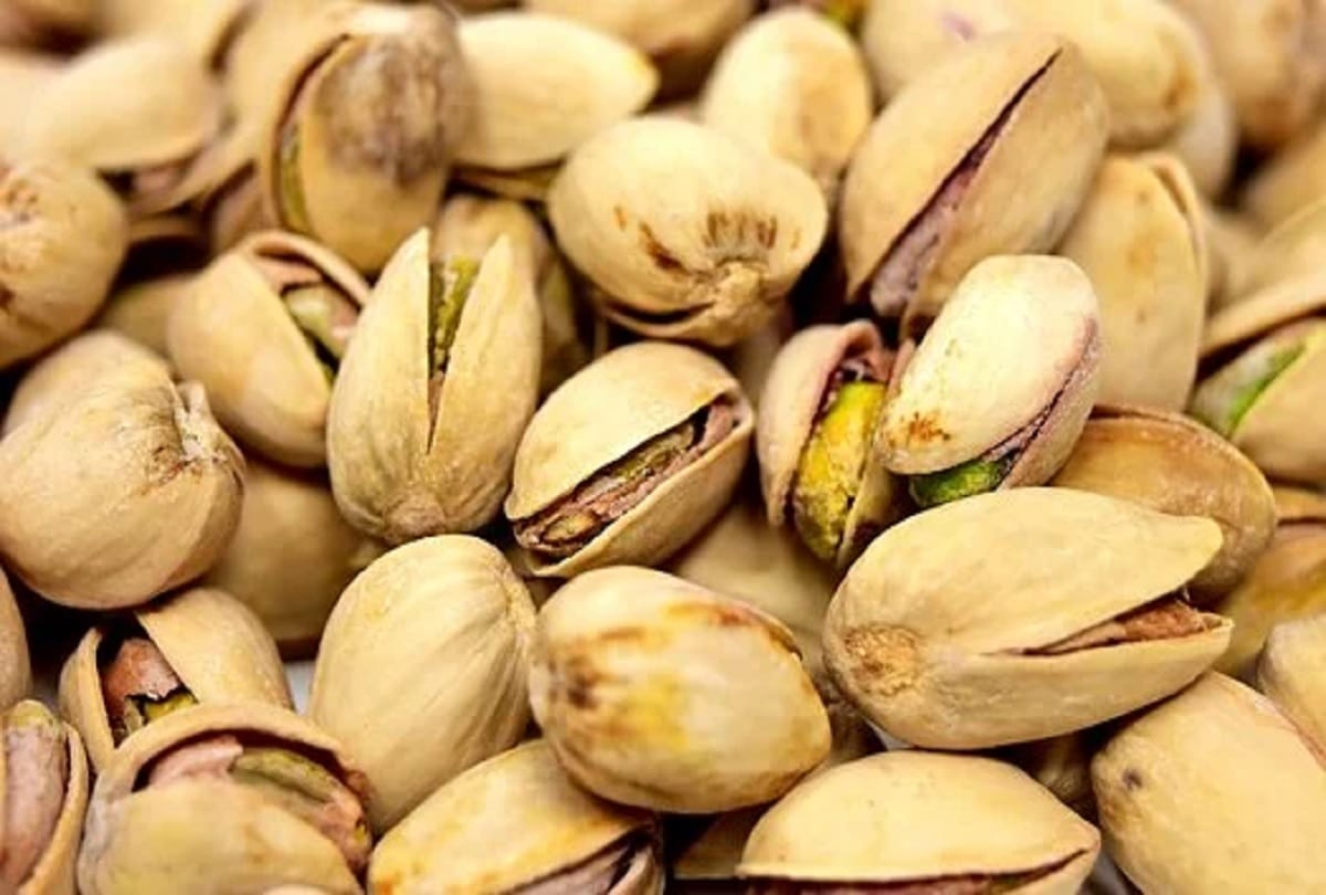 Amazing Health benefits of eating pistachios or pista in hindi