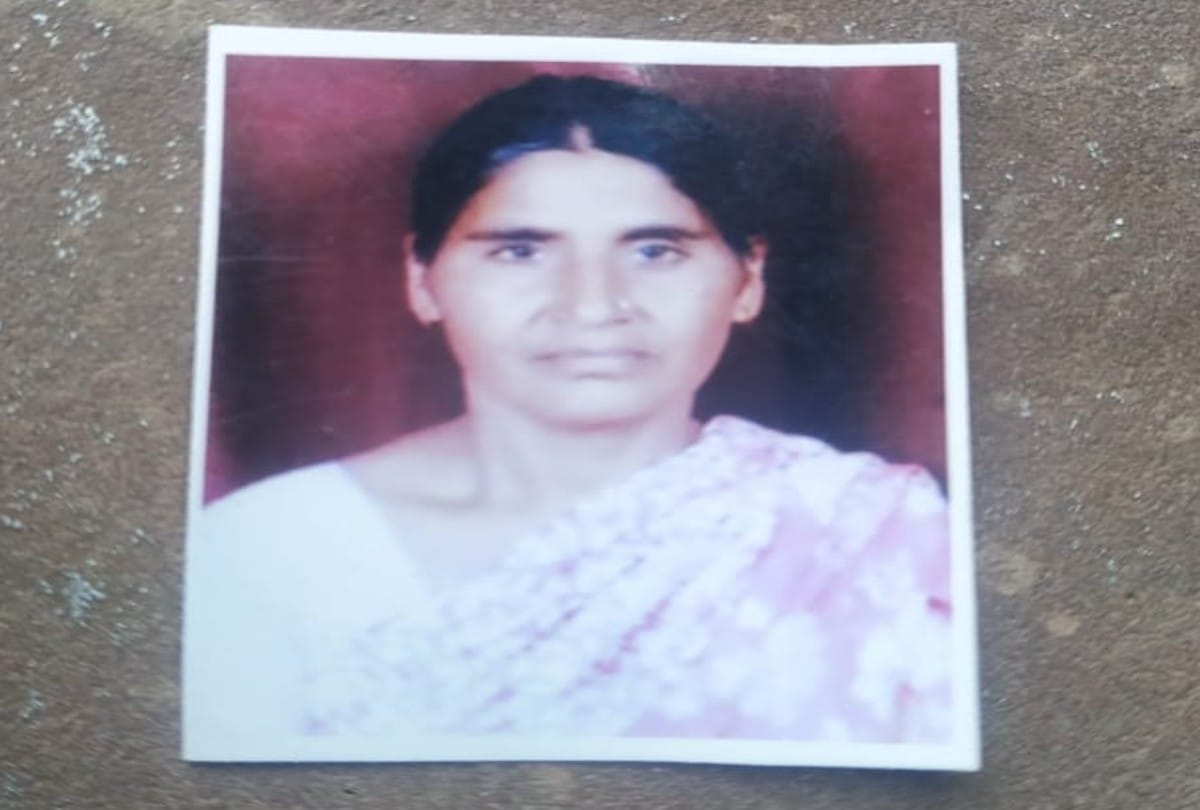 Woman murdered with slit throat in agra