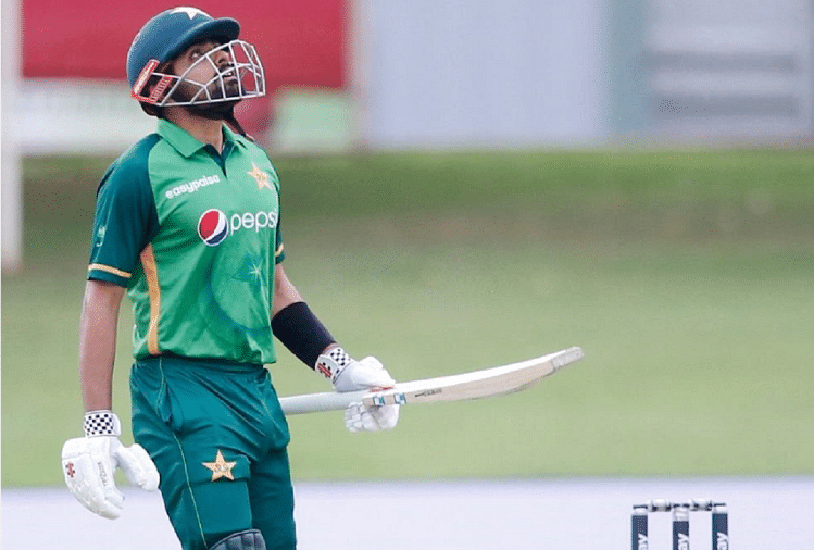 Pakistani Cricketer Babar Azam Make Fastest To 14 Odi Centuries ...