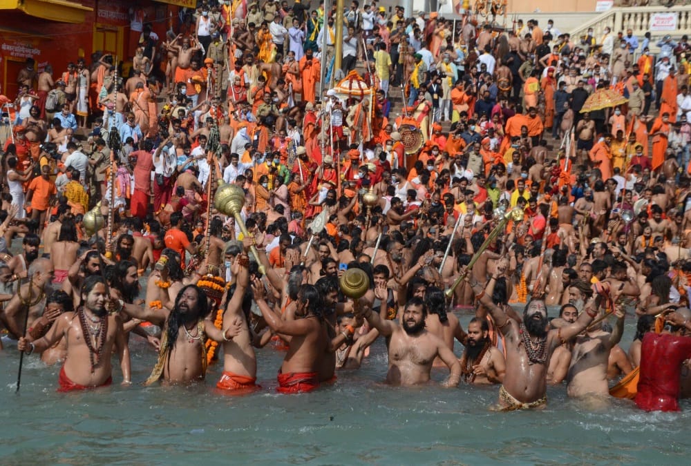 Haridwar Maha kumbh 2021: Pandemic may spread from Ganges water, scientists and experts worried over 49 lakh Devotees Snan
