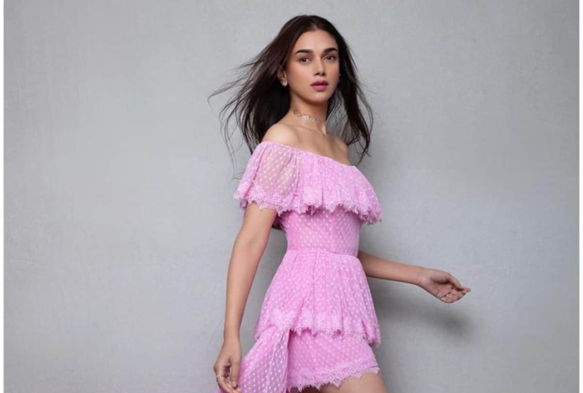 aditi rao hydari rose pink off shoulder short dress with train impress fashionistas