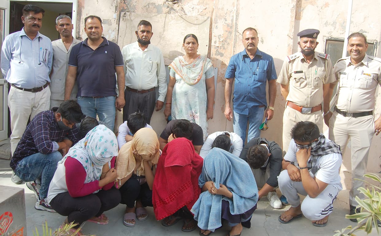 Body trade busted in spa centers, four women and 11 youths arrested, owner of spa center arrested