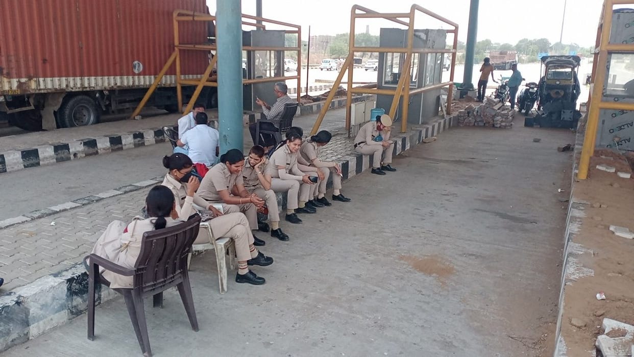 Work on collection of toll on KMP started amidst police protection