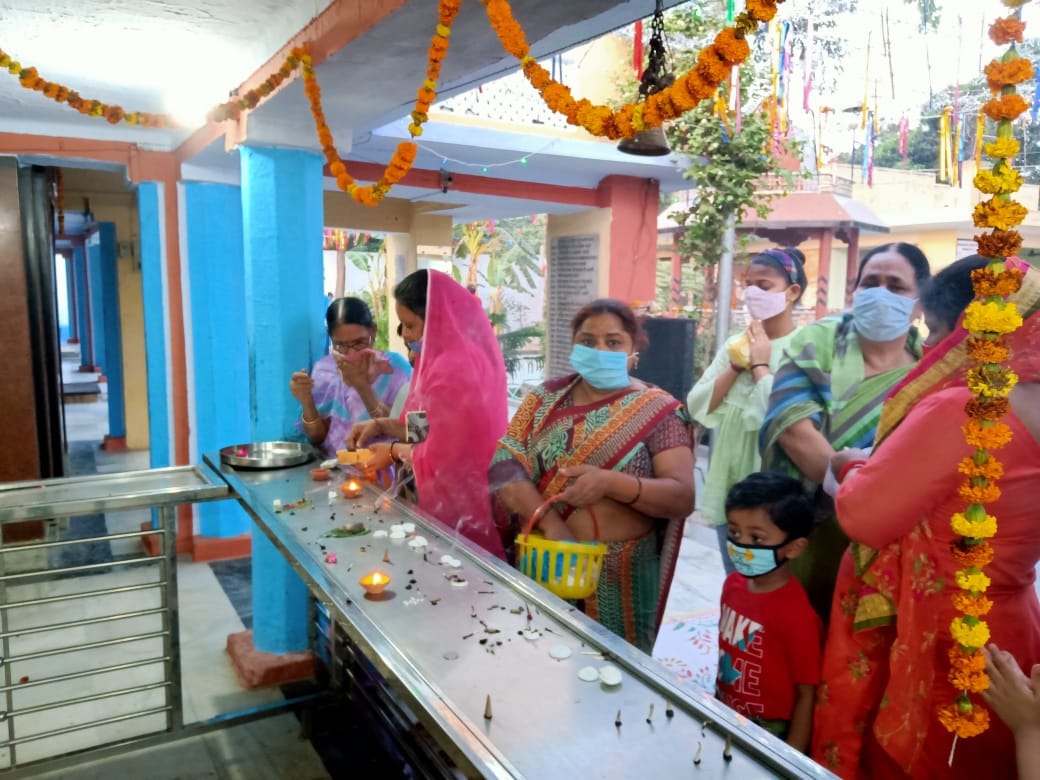 Worship of Durga's Shailputri form on the first Navratri