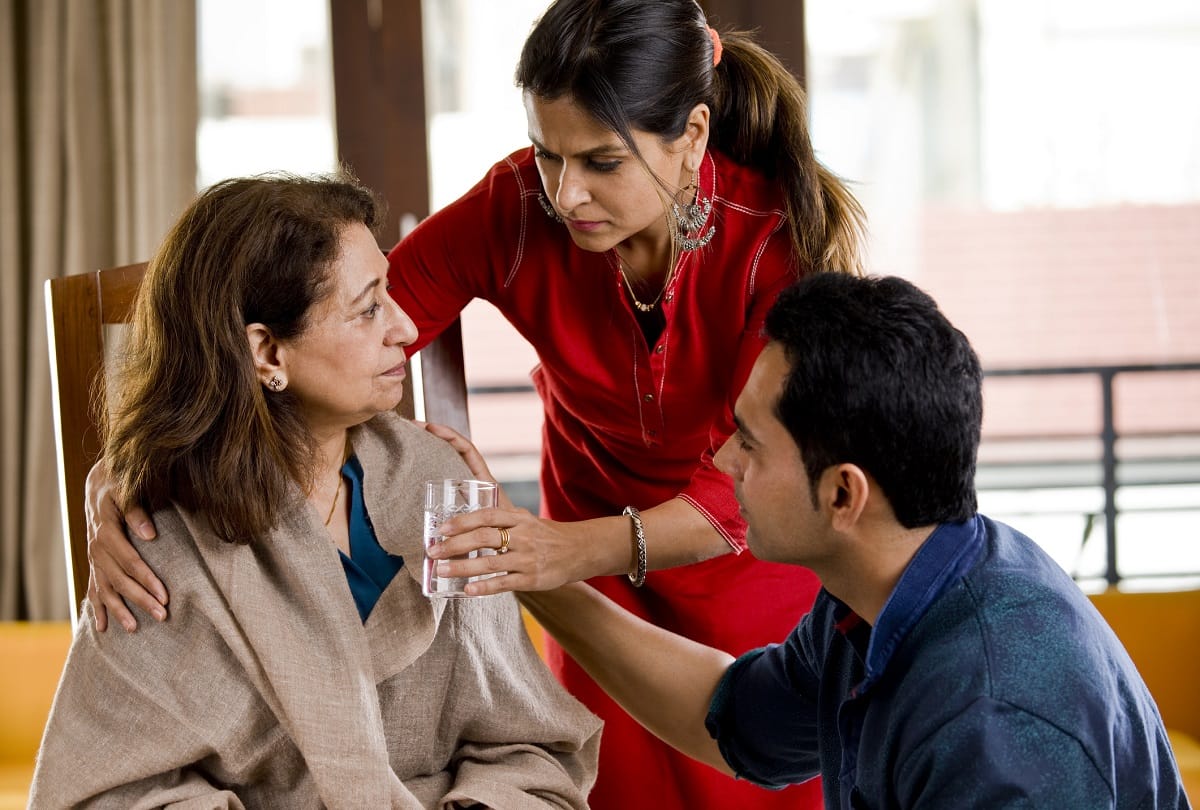 Relationship tips Wife should avoid doing these four things in front of husband