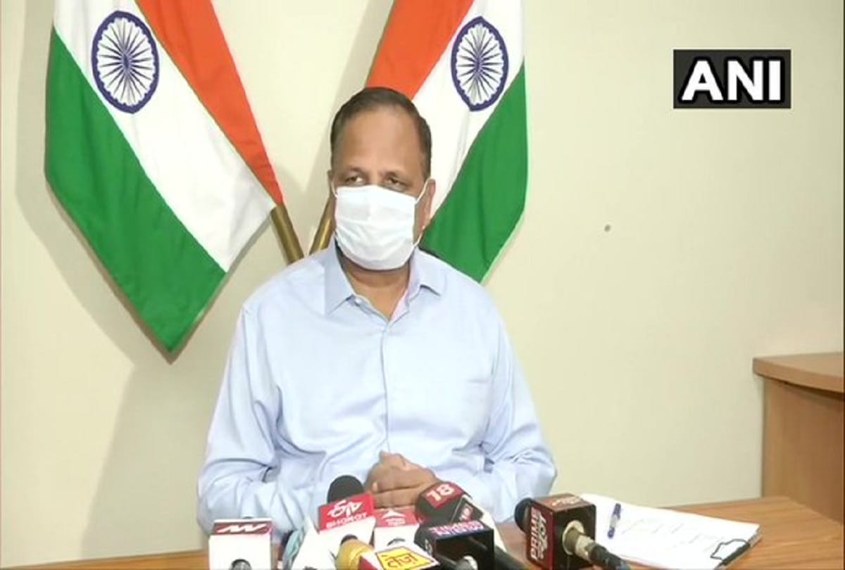 Delhi Health Minister Satyendra jain says We have 13,000 beds there no shortage of ventilators