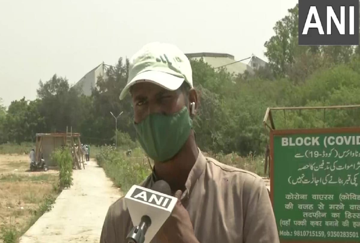 Delhi news: Jadid Qabristan Ahle Islam is running out of space for burial of bodies of COVID-19 victims