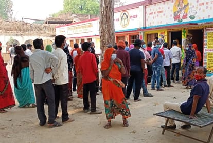 UP Panchayat elections 2021 live update news Voting in gorakhpur today panchayat chunav