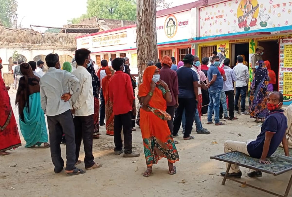 SP-BSP and Congress together not get much votes as BJP got in Gorakhpur