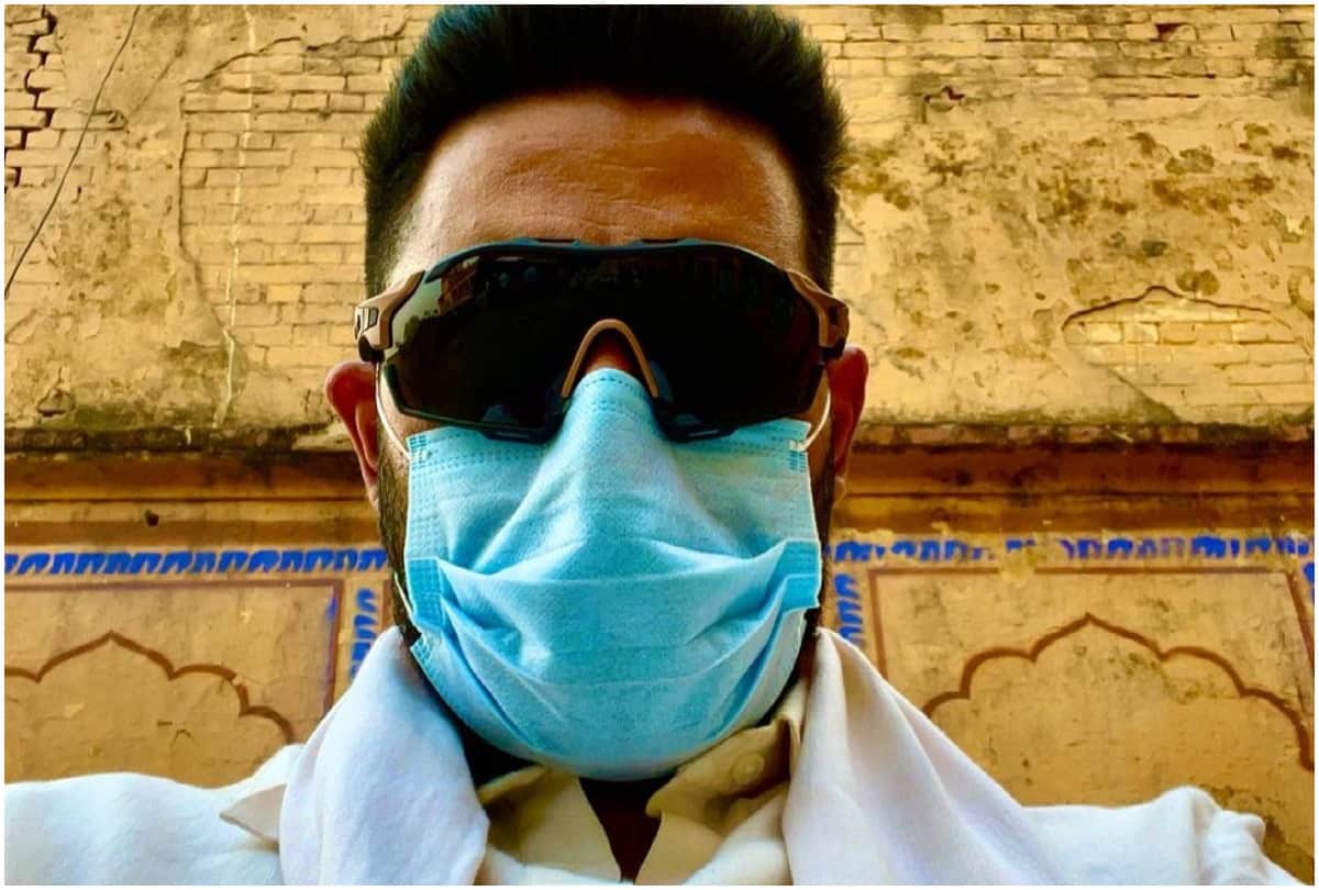 Abhishek Bachchan Urges People To Keep Masks On For Safety Of Loved Ones Amid Covid 19