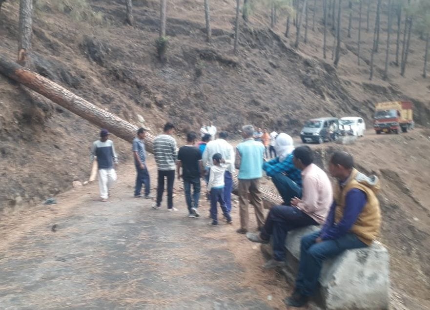 Barakot-Bardakhan motorway remained closed for two hours