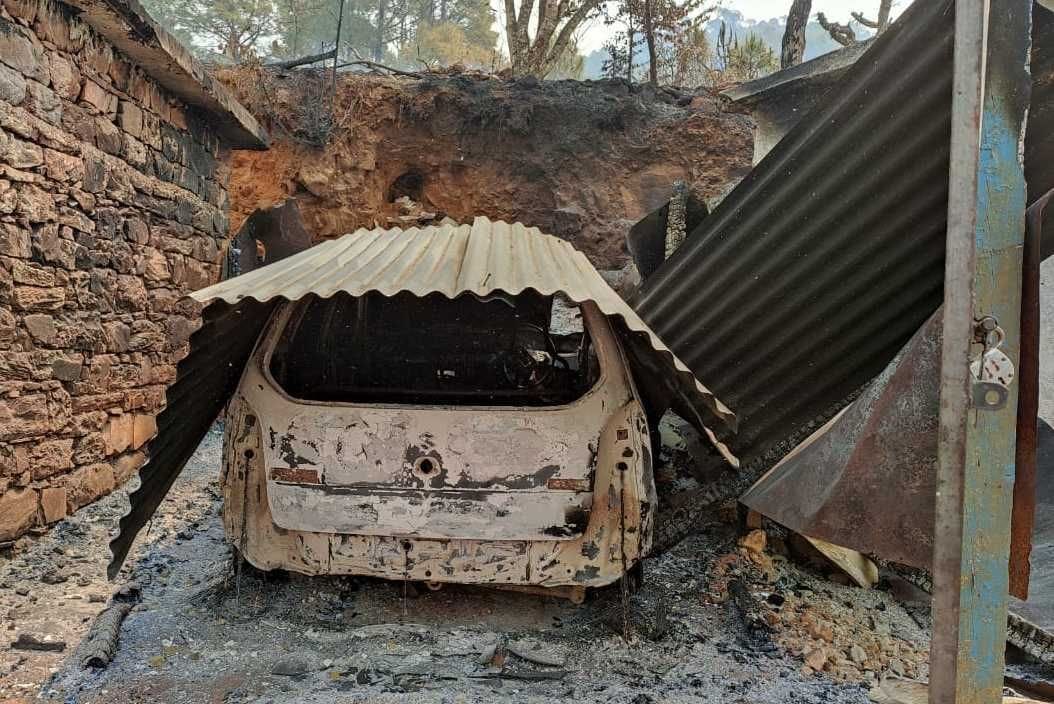 Car parked in garage in Kabhata burnt by forest fire