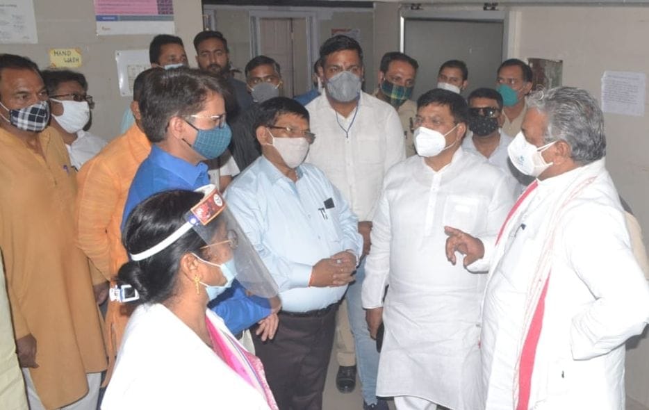 Nodal officer inspected the district hospital, Kovid control room