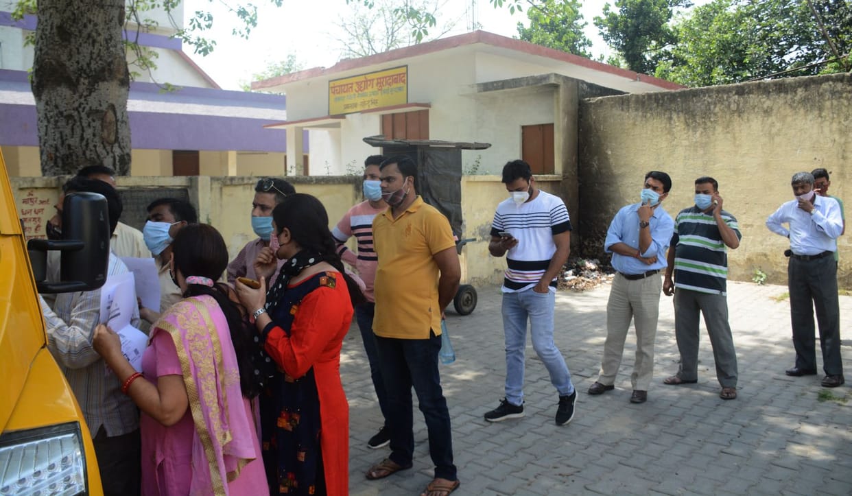 highest 387 corona positive found in moradabad last one year