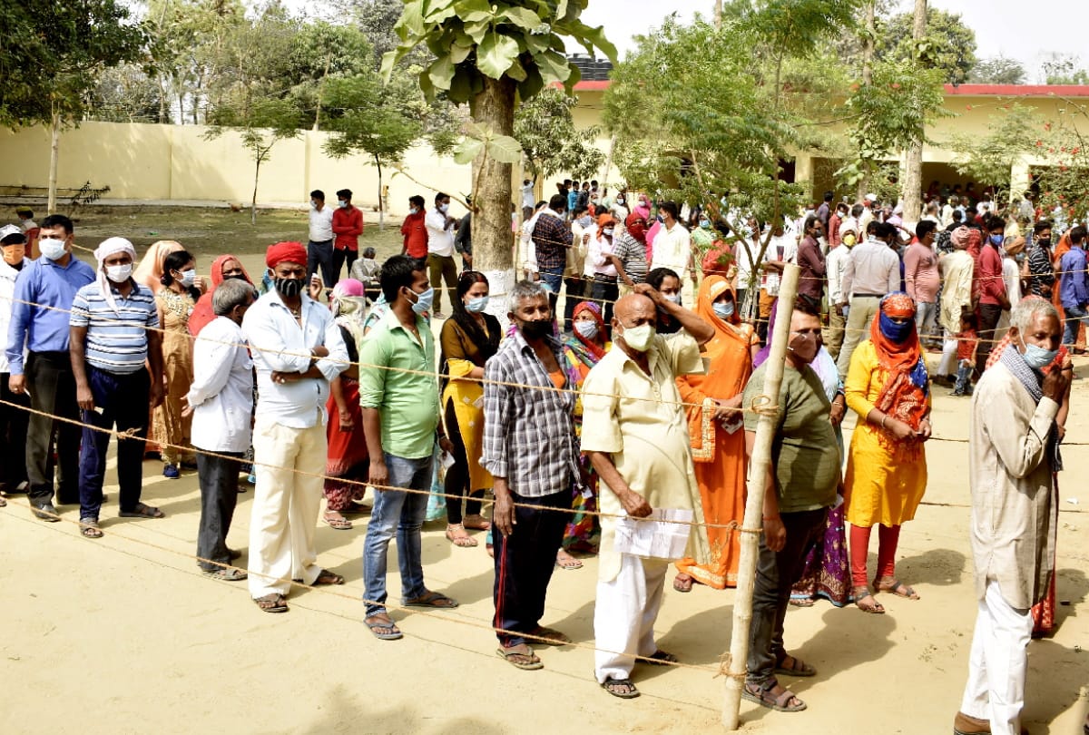 up panchayat chunav 2021 Young to elderly voters happy after voting