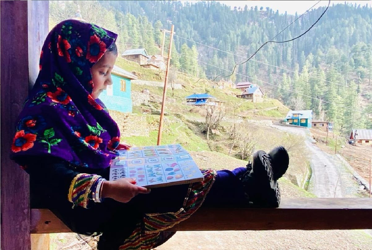 Indian Army Initiative to Educate Talented Girl Child Boniyar Kashmir