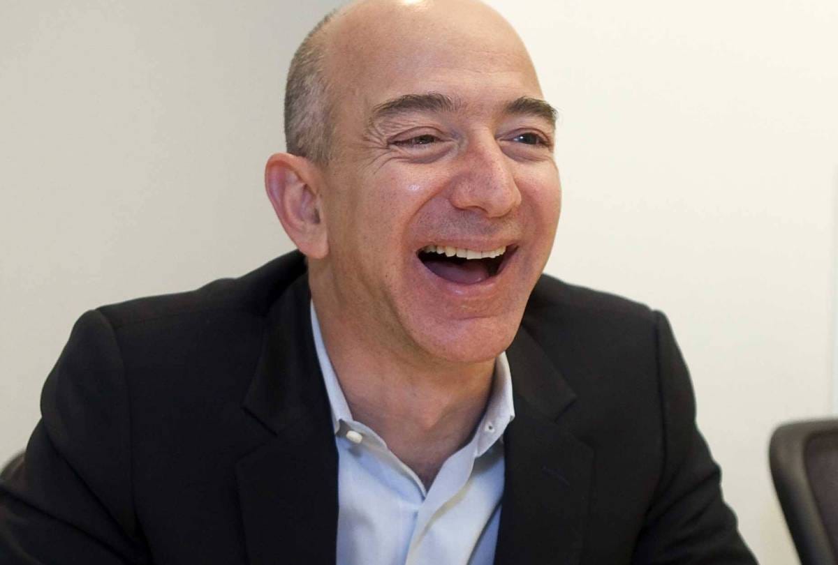 amazon owner and ceo Jeff Bezos always leaves a seat vacant in special meetings