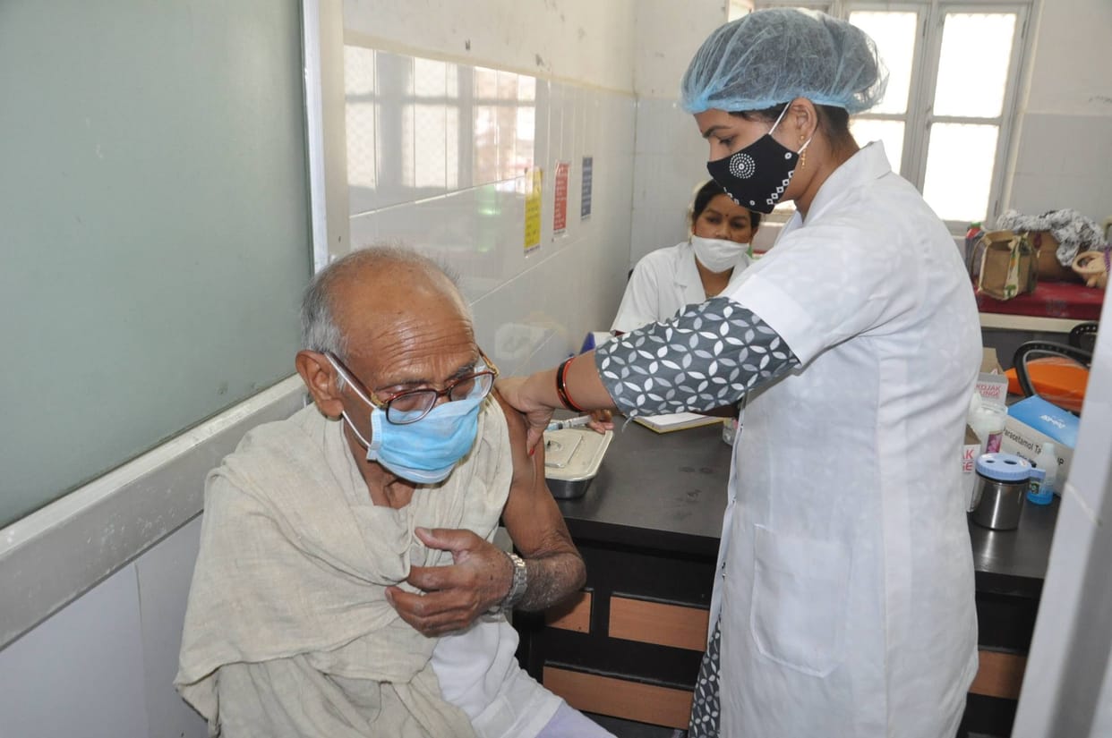 2278 people got vaccinated in the district