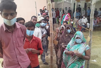 UP Panchayat elections 2021 live update news Voting in gorakhpur today panchayat chunav