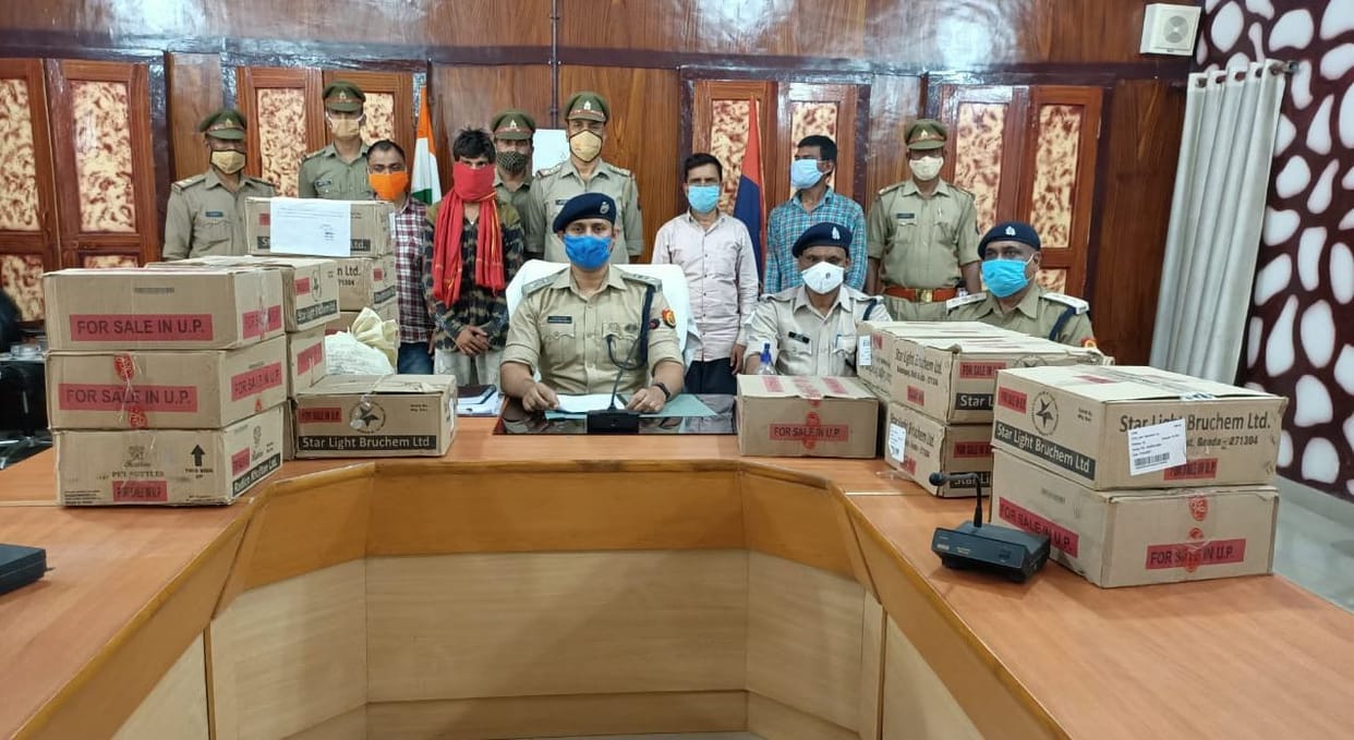 Fake liquor gang busted, five arrested