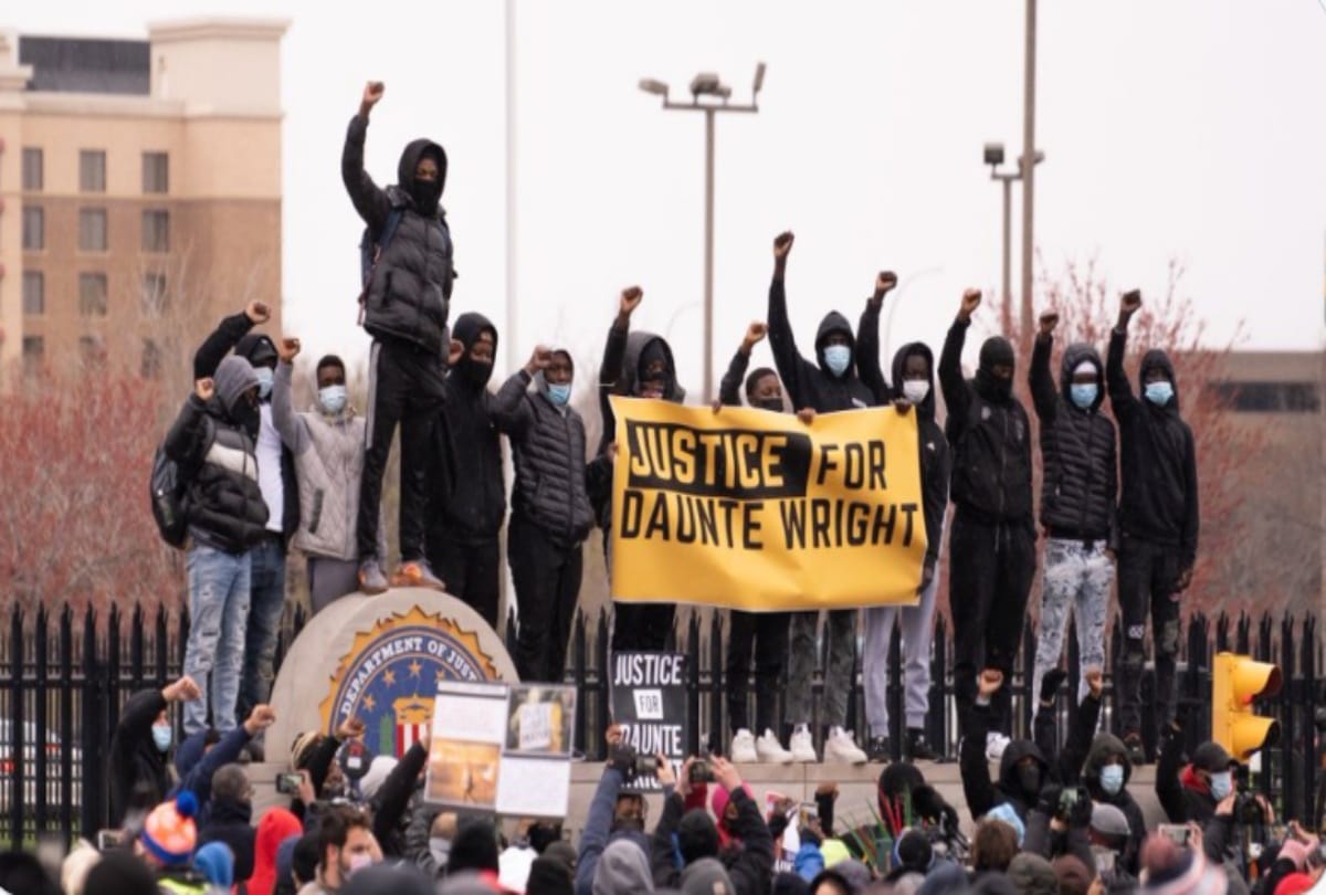 Minneapolis Police chief and officer who fatally shot Black man in US both resign amid protests