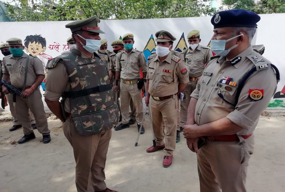 UP Panchayat Chunav 2021: Election symbol missing from ballot paper in Agra