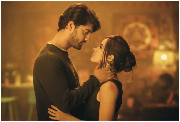 99 Songs movie Review by Pankaj Shukla a r Rahman ehan bhat Edilsy Vargas Vishwesh Krishnamoorthy