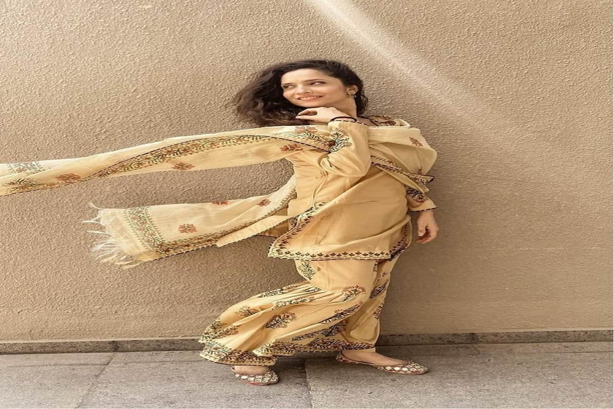 ankita lokhandes summer traditional look in hindi