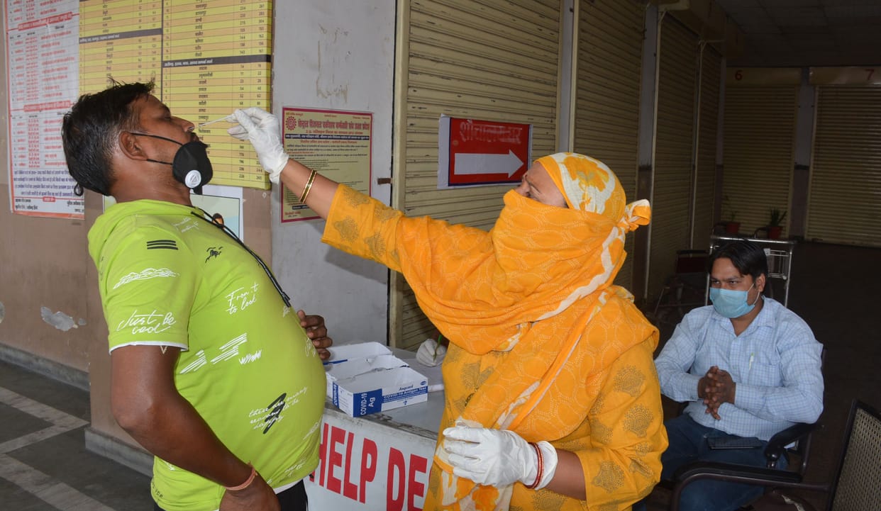 87 People covid positive in aligarh