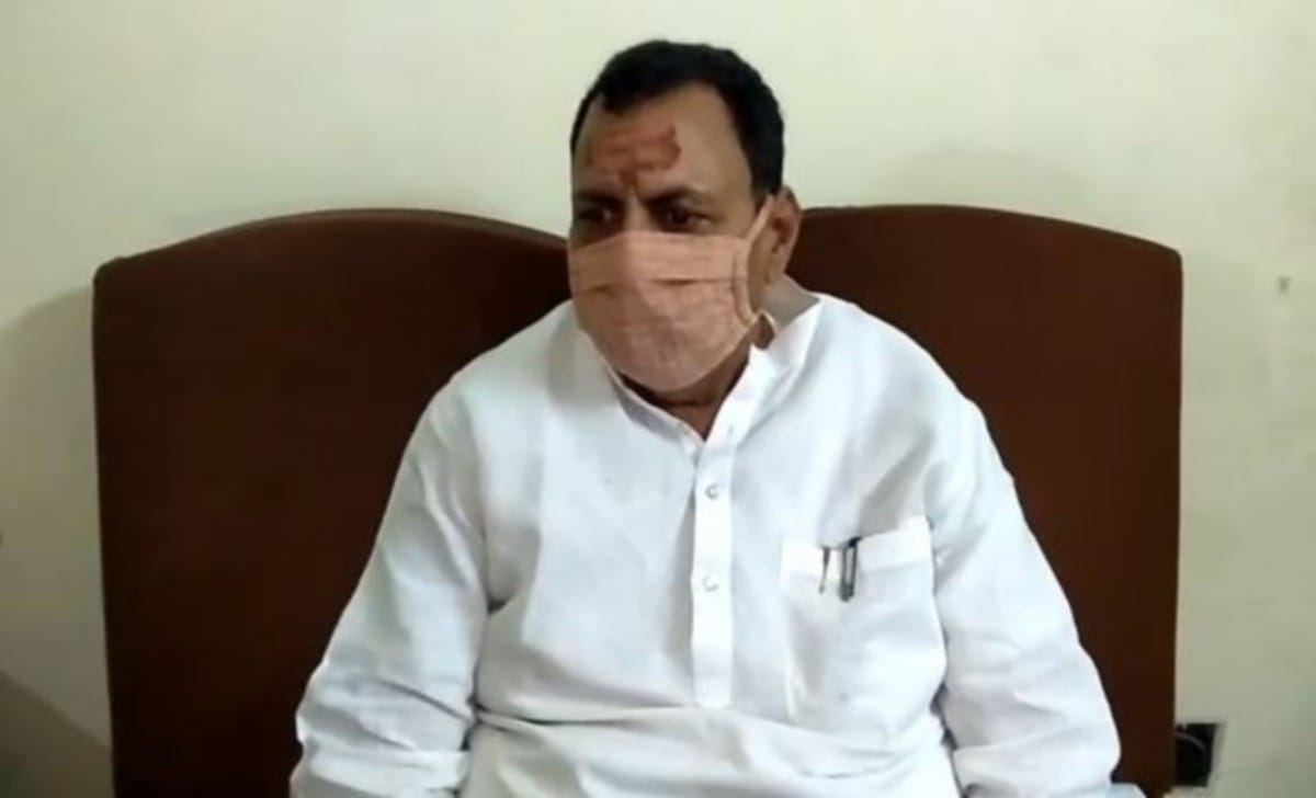BJP MLA made serious allegations on health department people are dying no arrangement to stop corona not even ventilator