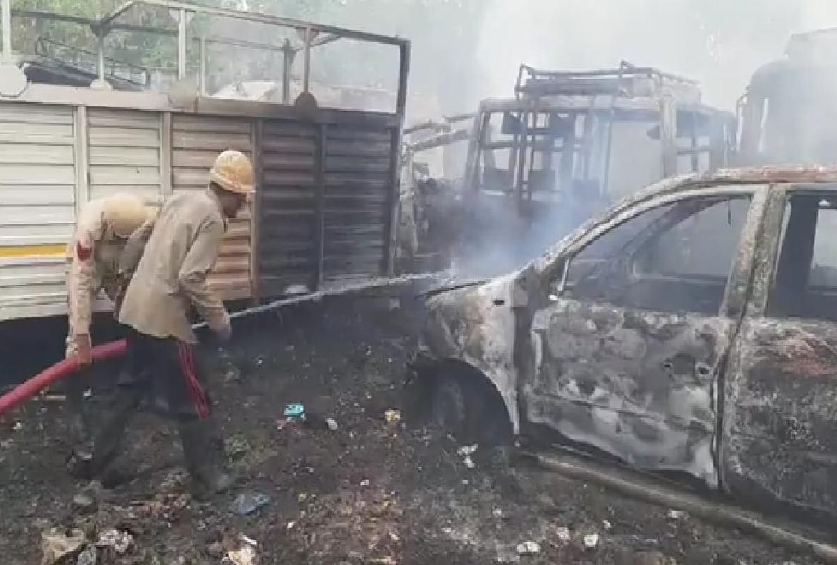 Fire in Narwal Transport Nagar Jammu many vehicles burnt to ashes