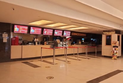Corona effect Audiences created distance from movie theater